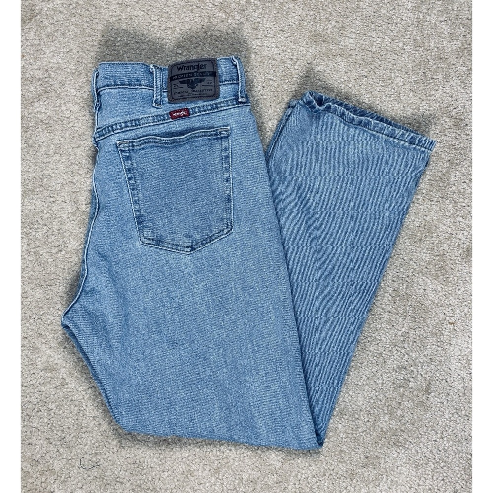Wrangler Light Wash Jeans Mens 36X29 Performance Straight Leg Workwear A218